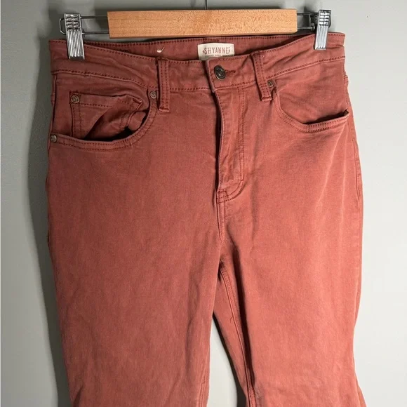 Shyanne High Rise Tulip Hem Super Flare Jeans - Picture 6 of 11